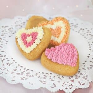 CSB120 12 PME Non Stick 12 Cup Mini heart Pan Bakeware Nonstick Novelty Seasonal Valentines