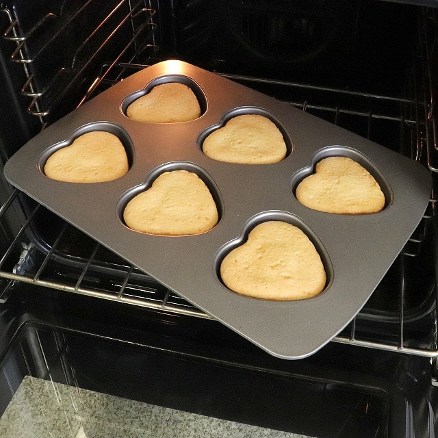 PME 6 Cup Heart Shaped Pan