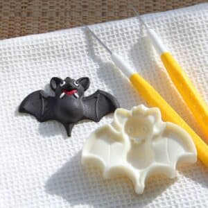 1102EP011 BATTHEME Copy JEM Pop It Bat Shaped Mould for Cake Decorating Cutters Popits Cutters Seasonal Halloween Seasonal Halloween