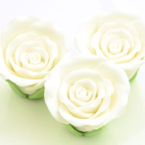Set 3 trandafiri din pasta de zahar alb 5cm, PME